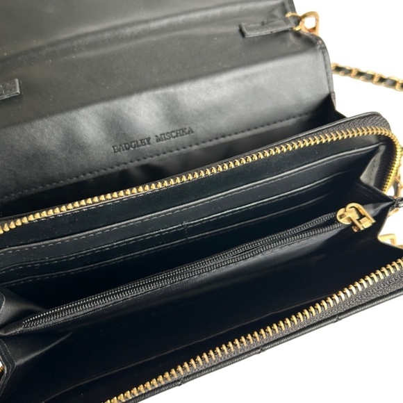 BADGLEY MISCHKA Quilted Chain Crossbody Bag NWOT - Picture 10 of 12